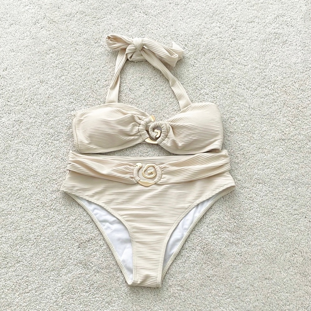 SHEIN Cream Halter Bikini Set